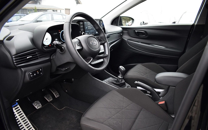 Hyundai Bayon cena 76900 przebieg: 9300, rok produkcji 2022 z Ujazd małe 407